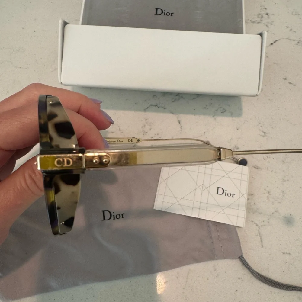 Dior Tortoiseshell Round Sunglasses with Dark Lenses - Picture 2 of 7